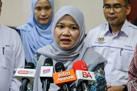 华小礼堂禁酒令撤回